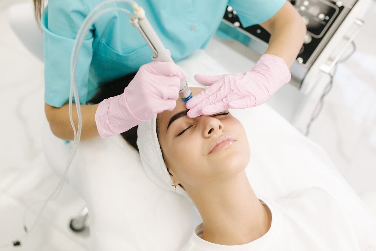 Why The HydraFacial Is One Of The Most Popular In-Office Treatments